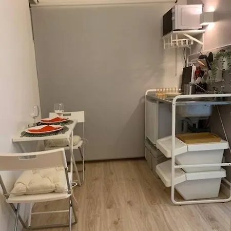 Hip Tailor Made Flat In Estrela!