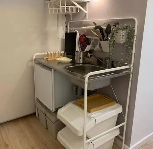 Apartment Hip Tailor Made Flat In Estrela! Lisbon